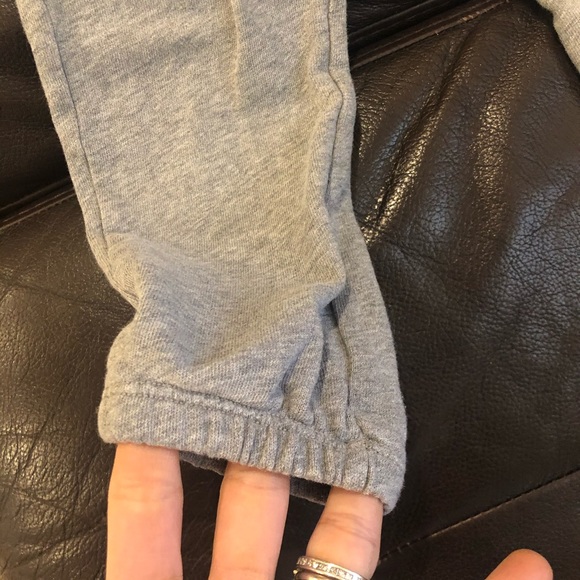 Pink and gray sweatpants - Picture 5 of 8